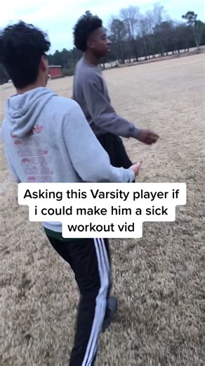 What do y’all think?📸 @.jehu @cad_los_20 #fitness #workout #soccer #foryou #football #video #parati #skill #fyp