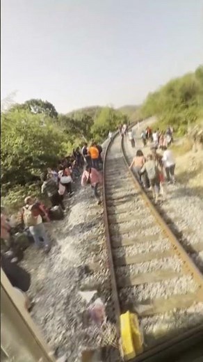 Mexican train derailment kills 13