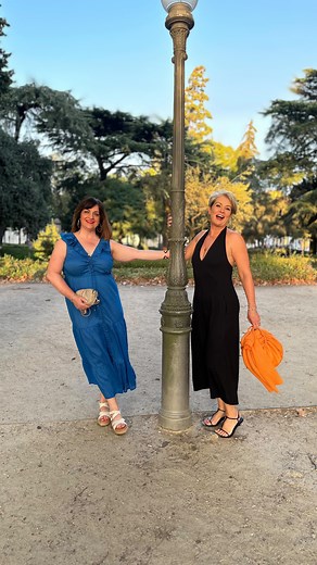 Midlifechic on Instagram: "Midlife lessons 1001 🫨 – midlife gets even better when you make new friends who share the same interests as you - in this case travel, food, wine and dancing… This was our weekend in Porto spent with friends we made a few years ago through my Midlifechic blog. We live far away from each other so we usually only manage to get together once a year and I guess it was a risk booking a long weekend with people we’ve only known for a little while but as you can see it went