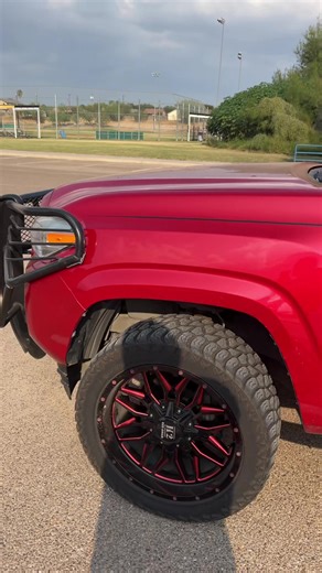 Exploring the 2019 Toyota Tacoma Features