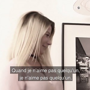 #INEDIT Rien ne va plus entre Lili et Irina ⚡ Cette dernière va même quitter la table de sa rivale ! La suite à 17:50 sur W9 | Un diner presque parfait