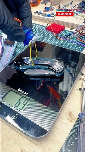 SG90 Servo – How Much Can It Lift? 🤔 | ESP32 Arduino Test