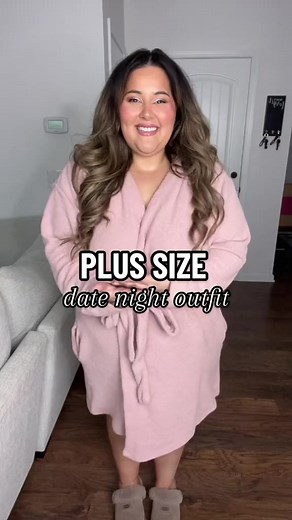 579K views · 2.8K reactions | Another date night outfit idea with the viral Amazon corset top!  I wear a size 16-18 in this top, and it comes in sizes 0-28 殺 #plussizestyle #plussizefashion #datenightoutfit #datenight #plussize | Leah Ryder | Facebook