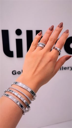 ‎طلافروشی /اکسسوری‎ | ‎بنگل Vancleef بنگل Bvlgari بنگل نگین دار انگشتر مثلثی tennis انگشتر bone #vancleef #vancleefarpels #bvlgari #bvlgariserpenti #tennis‎ | Instagram