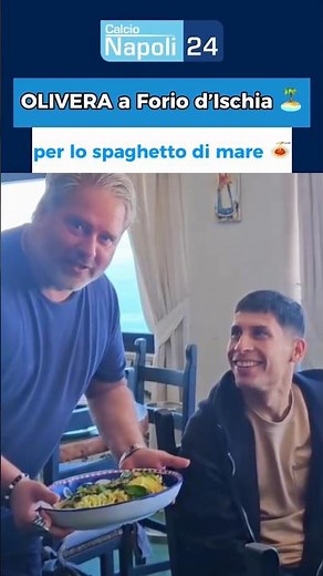 MATHIAS OLIVERA a Forio d’Ischia per lo spaghetto di mare 🏝️🍝💙👀