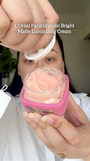 Is This the *secret* to MATTE yet LUMINOUS skin? 😳