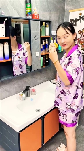 The Lost Necklace Prank — Hidden Gadget Surprise! 🫢