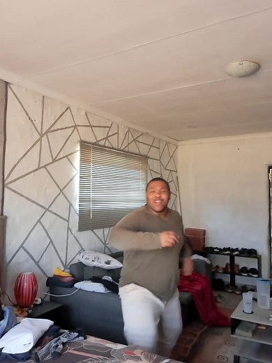 That Marimba😭&Bass 😭🎯 #trevorswart #fyp #tiktoksouthafrica #privateschoolpiano #songrecommendations #newmusic #trending #viraltiktok @Kota Embassy