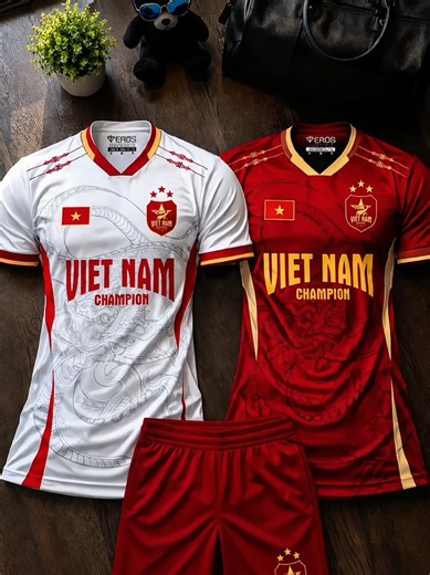 Combo 2 áo bóng đá 1 quần thể thao co giãn 4 chiều