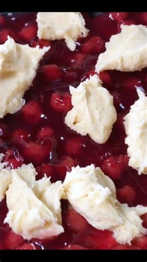 🍒 The One-Pan Cherry Dessert Everyone's Making 🥧 #baking #easyrecipe