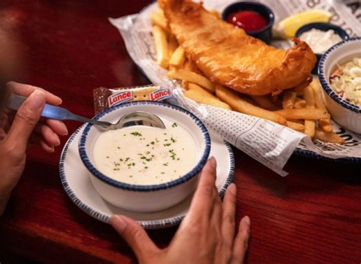 5 Restaurant Chains With the Best Clam Chowder, According to Soup Fans