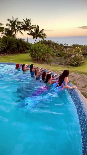 ✨😘 Us when we see cute sailors come to shore… 💗 This weekend I co-hosted a magical mermaid party with @iambraveeer at a gorgeous pool in West Maui. I am so grateful to have spent the afternoon & evening splashing around with some of the most lovely, kind, and beautiful women I’ve had the honor of meeting on this planet. 🧜🏻‍♀️ Braveeer custom designed tails for each girl and transported them to Hawai’i for this event. It was so special getting to spend time with the awesome duo behind this br
