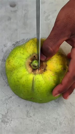 Fruit Cutting Techniques for Beginners