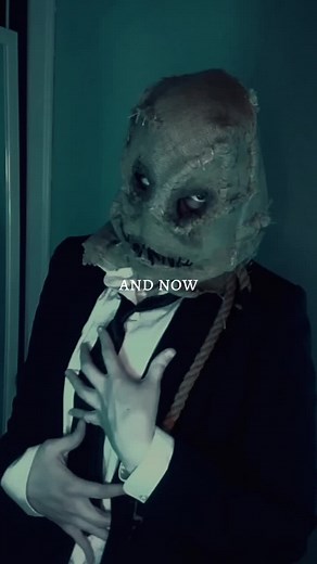 Terrifying Scarecrow DC Comics Cosplay Transformation