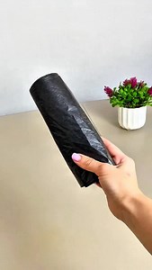 97K views · 10K reactions | Can’t believe I missed this hack last Halloween! ️ #momhack #halloweenideas #trickortreat #lifehack #foryoupage Materials: • Plastic toy spider • Candy plate / sweets • Trash bag • Scissors • Marker | FastDIY | Facebook