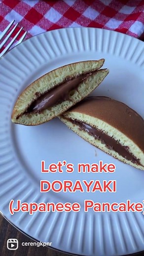 Let’s make DORAYAKI #dorayakiviral #viralfood #sundaybrunch #weekendbreakfastidea #snackideas #viralrecipe #foryoufoodlovers #unhealthyfoodcheck😂