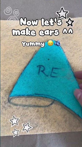 Making a alien cat mask // [PART 2] 🪴🪲 #therian #therianmask #tutorial #maskmaker #viral #shorts