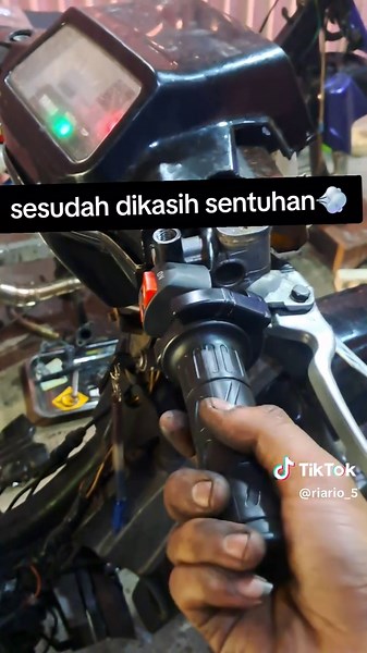 pasien spek standar bapak guru porting ex ( buring sok pengapian full imi karbu std ) tapi masih bikin candu😊 bisa dibantu keluh kesah mesin alfamu area sukoharjo jateng📌(dan sekitarnya) maps : part rosok_berdasi [R10 garage_shop] ●juga menerima paket burset-kop alfa bebas riquest uk piston dana? pasti pelajar kuliah😁 #sukoharjo24jam #2stroke #yamahalfamodifikasi #yamahaalfa #twostroke #lewatberanda #fyp #fypage #alfa2tak