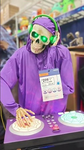 Lowe's Skeleton Animatronic, DJ Webs #halloween #animatronics