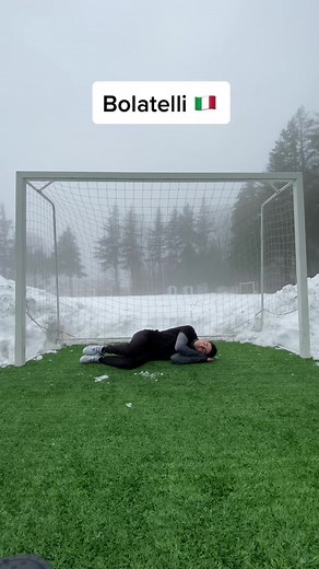 Mark such a friend 😂 #football #soccer #vine #prody #humor #bolatelli