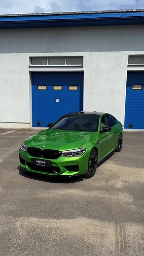BMW M5 F90 Java Green - Exhilarating BMW Motorsport Performance