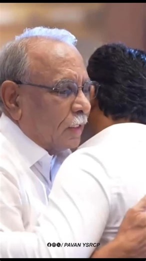 Sankar Reddy Muram on Instagram: "Ysjaganmohanreddy @chennai #ysrcpsocialmedia #ysrcongressparty #ysjaganmohanreddy☝️✊🇱🇸💪"