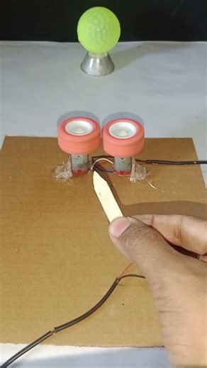 DC Motor Mini Gun 🔫 Ice Cream Stick Shooter | Amazing DIY Ball Hitting Machine