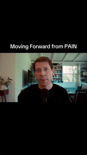 Moving Forward from Pain: How Your Past Affects Dating & Relationships