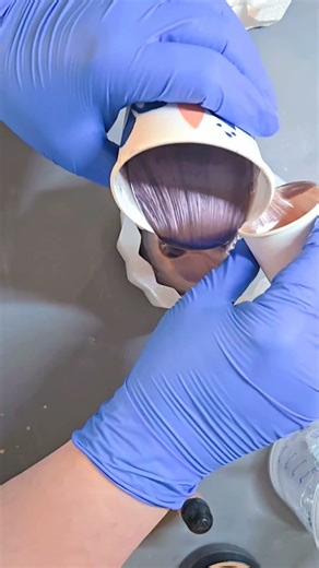 Testing Metallic alcohol inks with mica. #resinpour #resincrafts #resinart