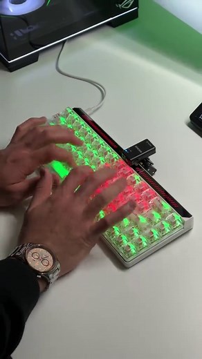 Bağımlılık Yaratacak Klavye: FGG Madlions Titan 68