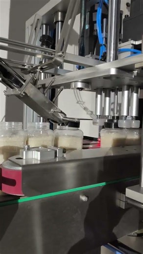 Bottles jars screw capping machine #machine #cleanerfillingmachine #factory#packaging#cnc#automobile