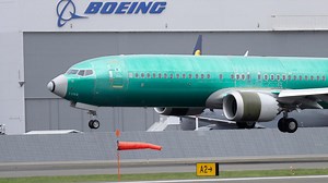 Boeing finishes software update for grounded airliner