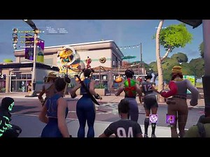 making the kids crazy with Party hips with Chun-li skin in party royale