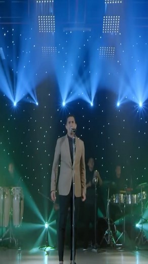 57K views · 1.4K reactions | Un Solo Corazon Hébert Vargas Con Los Gigantes Del Vallenato #videosmusicales #vallenatoromantico #vallenatosviejosynuevos | Maxivideos | Facebook