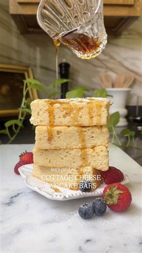 Cottage Cheese Pancake Bars #pancakes #cottagecheese #protein