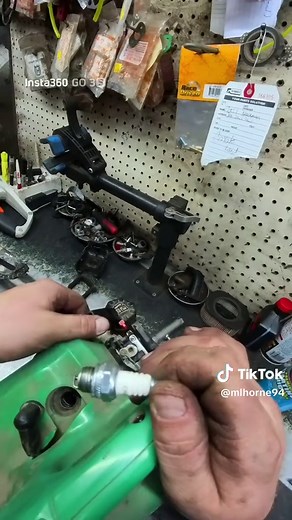 Fixing Common Small Engine Issues: A Mechanic's Guide