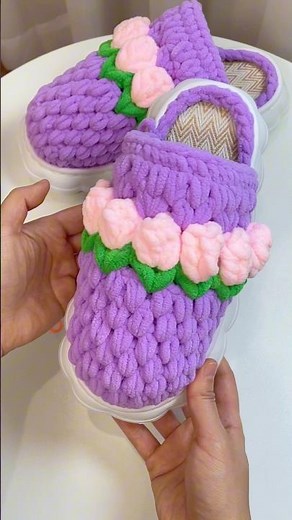 Easy Crochet Slippers Anyone Can Try!