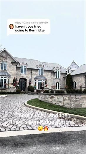 Exploring Wealth in Burr Ridge, Illinois