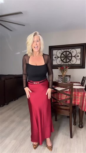 ❣️Serving classy Valentine energy ❣️ This skirt is a must for dinner dates, girls night, or self-love plans. ❣️Comment “LOVE” for the full outfit links❣️ | Shannon Weaver