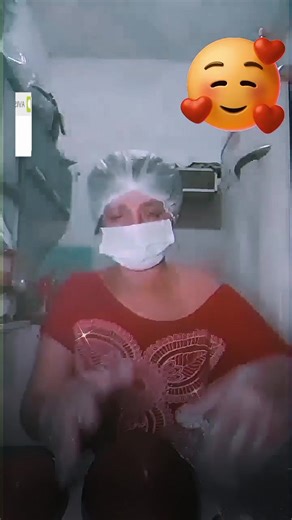 🐰🍫 Mimos de Páscoa feitos com muito carinho! 🍫🐰 A Páscoa está chegando e temos opções lindas para presentear quem você ama! 💝 ✨ Cones recheados de chocolates ✨ Mini confeiteiro para as crianças se divertirem decorando seu próprio ovo ✨ Caixinhas temáticas de Páscoa ✨ Embalagens personalizadas e super fofas Tudo preparado com muito capricho para tornar sua Páscoa ainda mais especial! 🐣💛 🎁 Ótima opção para presentear crianças, amigos, professores e família. 📦 Encomendas já abertas! Garant