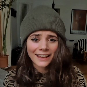 Worüber Joyce Ilg so lacht? Natürlich über Binge Reloaded! Ab 04. Dezember bei Prime Video! 🎬 Binge Reloaded | Amazon Prime Video