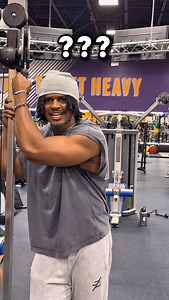 Mic’d up arm day‼️ “1-ON-1 Coaching” Link in bio🏋🏾‍♂️ “My Personal Workout/Meal Plan” Link in bio🏋🏾‍♂️🍽️ #armworkout | Alex Fumbah