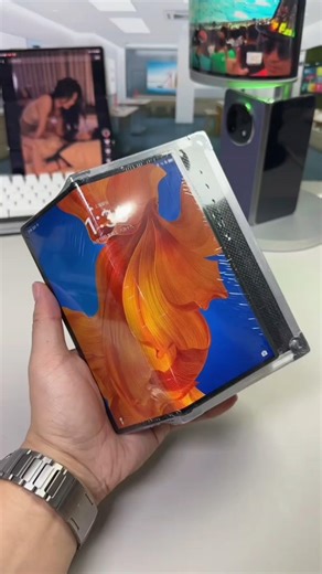 This Huawei Foldable Phone Looks Unreal! #shorts #ytshorts #trending #shortsfeed
