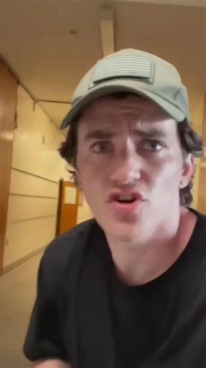 In the clown school 😳