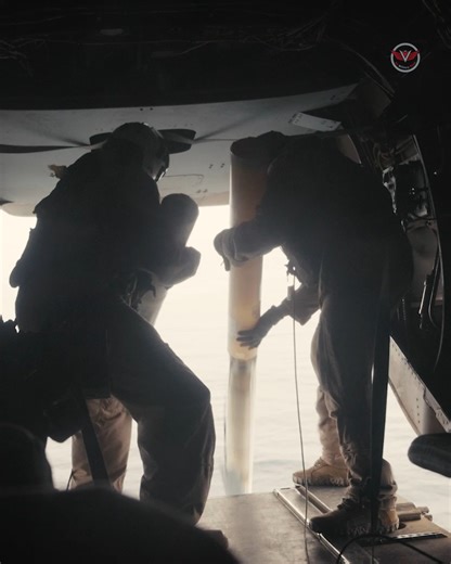 Incredible MV-22 Osprey Ocean Mission! 😱🚁 | US Military News