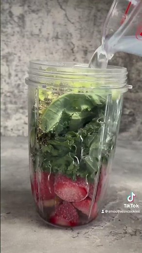 Strawberry Kale Smoothie