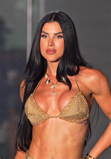 Miami Art Week 2025 fashion show by Fusion Fashion Eventd featuring elegant designs by @lbfashionbrand #bikinimodel #runwaymodel #miamibeach #bikini #miamimodel