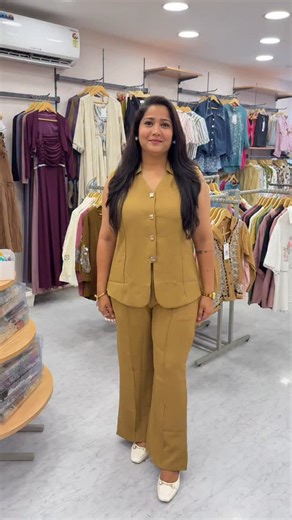 Harshis’s Hub on Instagram: "Boss lady vibes only 🕶️ . Size - XL Price - 1120 rs . Dm to order online @harshis_hub Follow for more updates @harshis_hub . Add - Shop LG-2,3 Highway Tower building, Navlakha Square, Indore . Contact - 7999458252 . Be aware of fake pages 🙏🏻 . #westernwear #harshishub #indore #fashion #onlineshopping (Footwears, Purse, Handbags, Glasses, Jewellery, Jeans, Trousers, Belts, Cord-Sets, Dresses, Tops, Shirts, T-shirts, Skirts, Nightwear’s)"