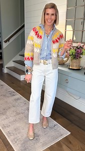 Ok beauties what do you think? Is this an instant add to cart look? If you think it is drop shop in the comments for all the links. Now let’s discuss. First the sweater is exceptional. ❤️💛 Now I won’t lie it is an investment but it did just go on sale! Then if you have been hunting for a great off white denim - I may have found it. It is a great shade and just enough barrel. Add in a little metallic and some pinstripes and 🙌🏻👌🏻 Thanks for walking and talking with me beauties! Also this swea