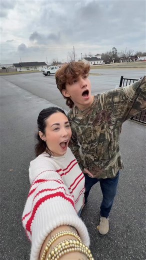 67K views · 1K reactions | Lots of sightseeing being done at Duck Commander Warehouse閭 | Duck Commander Warehouse | Facebook